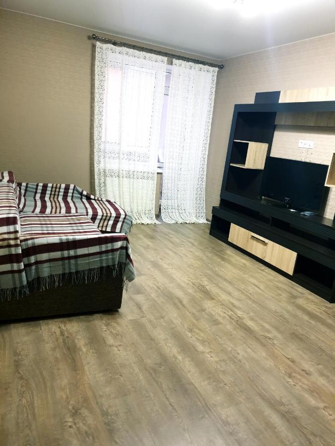 Apartment On Kravchuka, 11B Lutsʼk Екстериор снимка