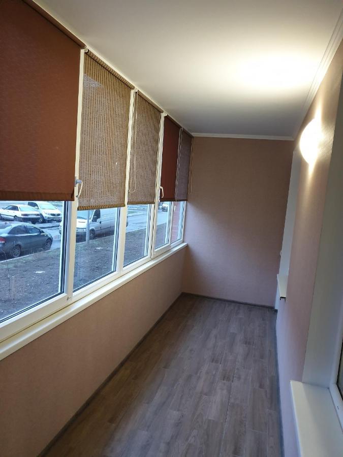 Apartment On Kravchuka, 11B Lutsʼk Екстериор снимка