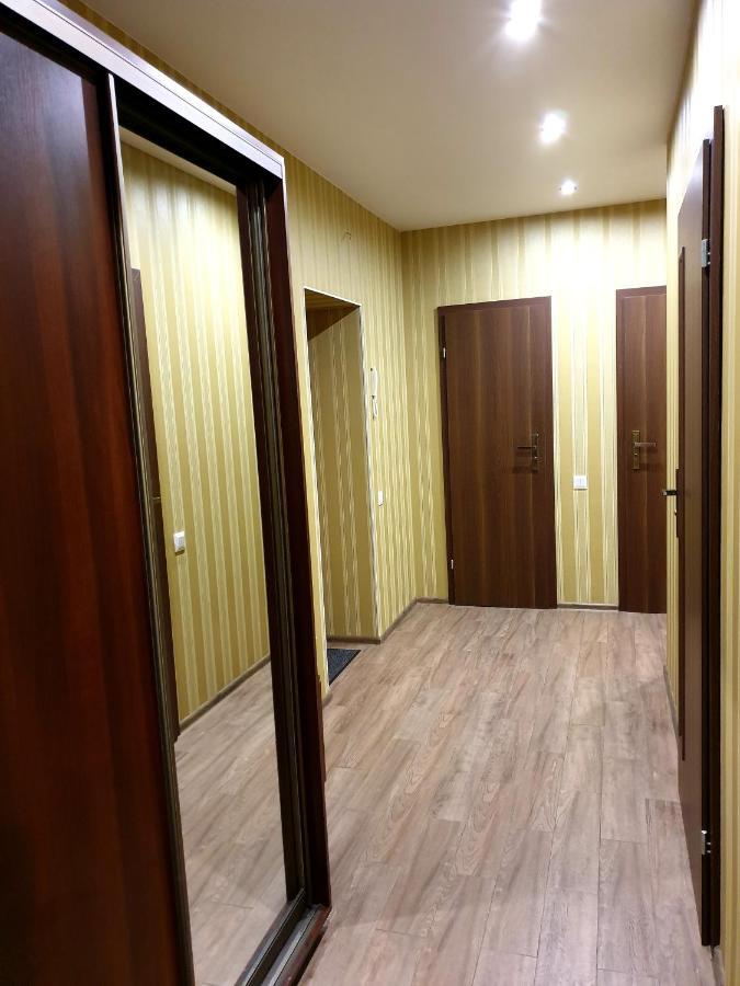 Apartment On Kravchuka, 11B Lutsʼk Екстериор снимка
