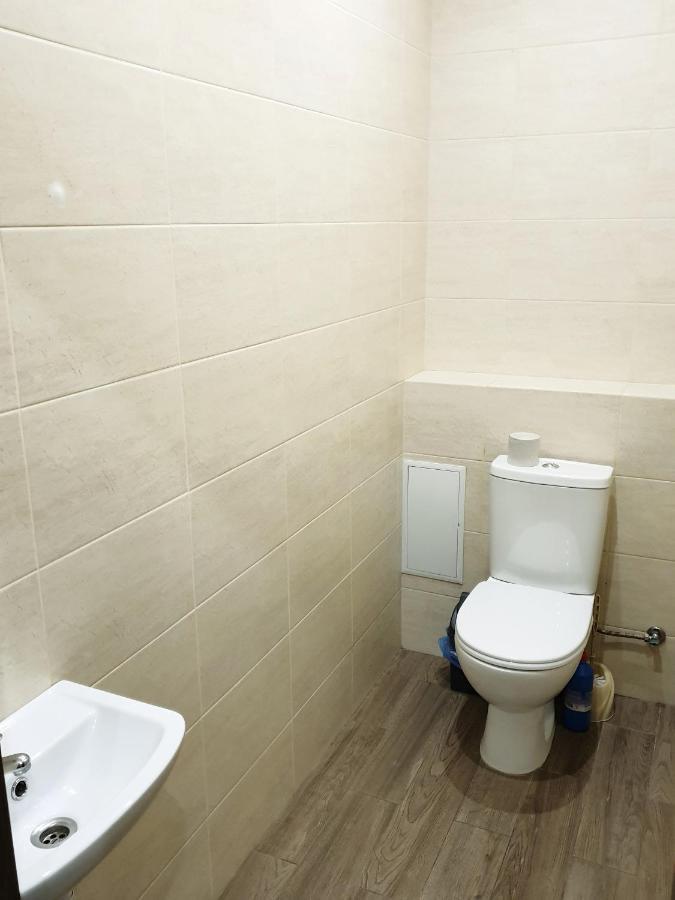 Apartment On Kravchuka, 11B Lutsʼk Екстериор снимка