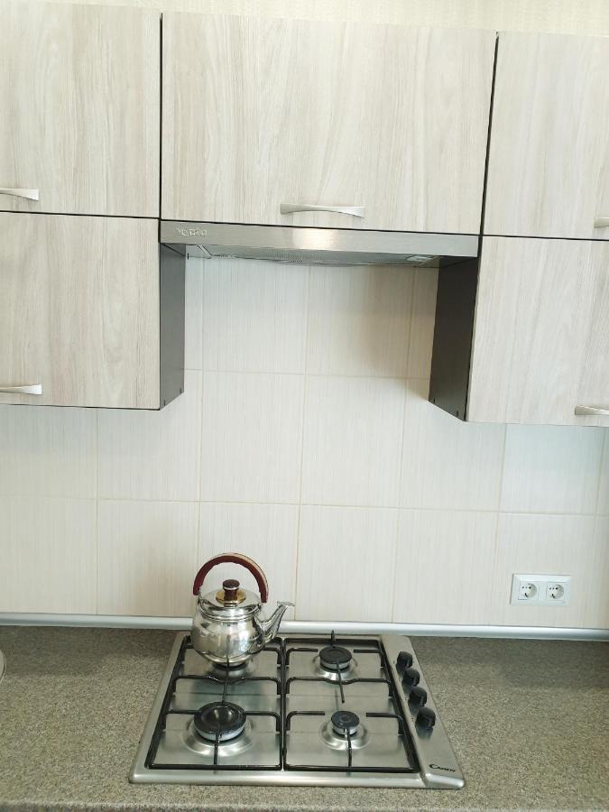 Apartment On Kravchuka, 11B Lutsʼk Екстериор снимка